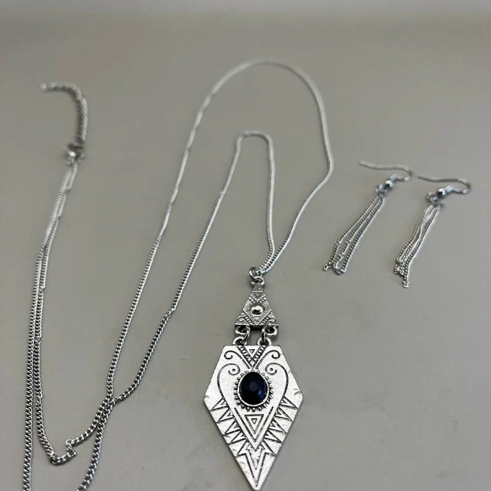 Silver Pendant Necklace and Earring Set